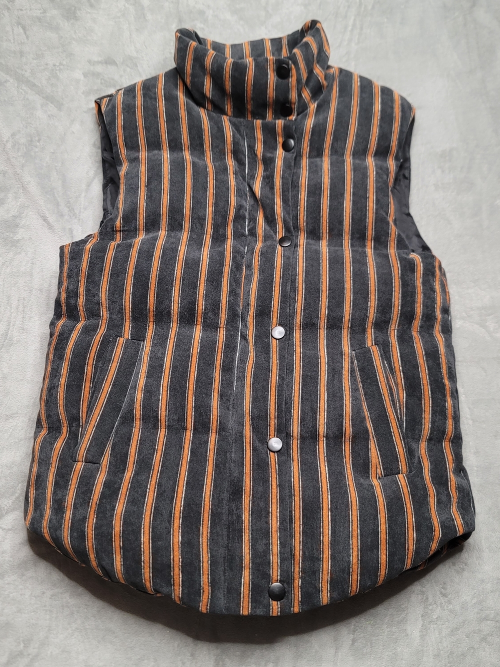 Urban Outfitters Black & Orange Striped Cordoroy Quilted Puffy Vest XS